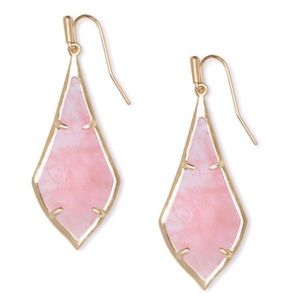 KENDRA SCOTT • Pink Quartz Olivia Drop Earrings